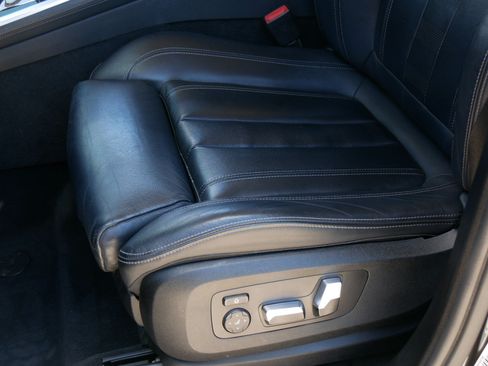 Used 2020 BMW X7 xDrive40i w/ Premium Package AWD/4WD image 27