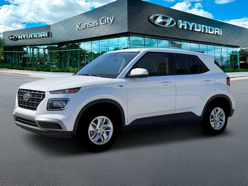 New 2026 Hyundai Venue SE FWD image 2