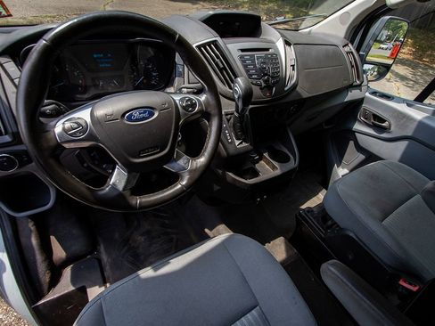 Used 2017 Ford Transit 250 130 Low Roof image 12