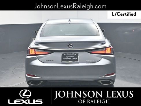 Certified 2022 Lexus ES 350 F Sport image 8