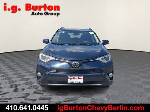 Used 2018 Toyota RAV4 XLE w/ Plus Extra Value Package AWD/4WD image 2