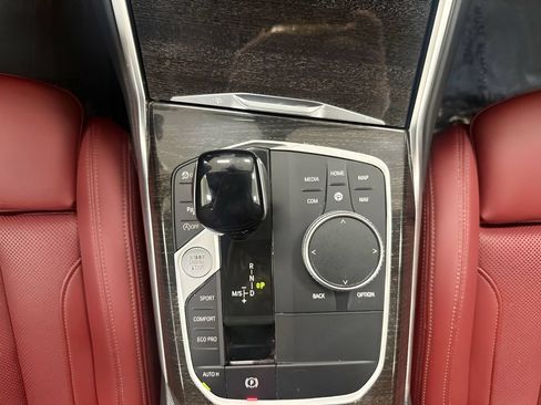 Used 2022 BMW 330i xDrive Sedan w/ Premium Package 2 AWD/4WD image 18