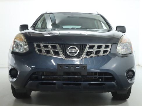 Used 2014 Nissan Rogue S w/ Convenience Package AWD/4WD image 6