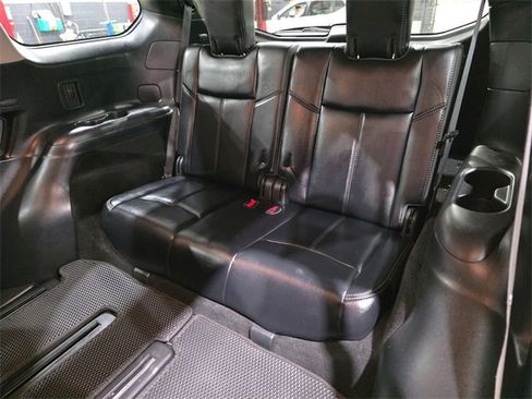 Used 2020 Nissan Pathfinder SL image 23