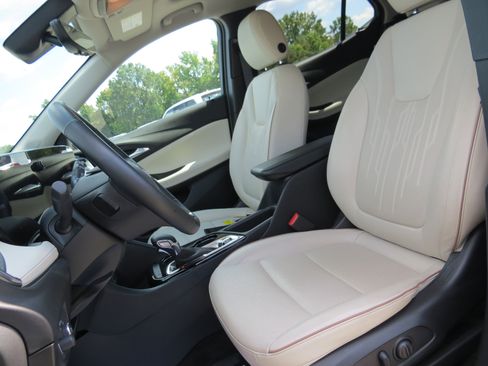 Certified 2025 Buick Encore GX Avenir w/ Avenir Technology Package image 14