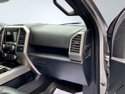 Used 2020 Ford F150 Platinum w/ Equipment Group 701A Luxury image 18