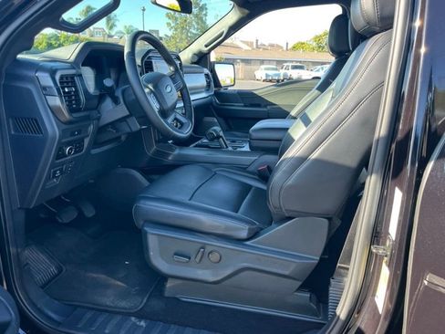 Used 2025 Ford F150 Lariat AWD/4WD image 4