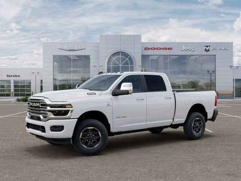 New 2026 RAM 2500 Laramie AWD/4WD image 2