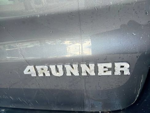 Used 2008 Toyota 4Runner SR5 AWD/4WD image 13