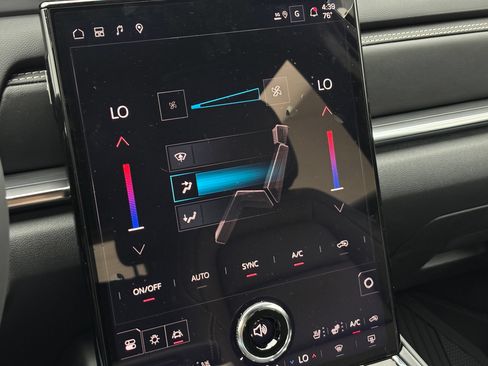 New 2027 GMC Terrain Elevation w/ Elevation Premium Package FWD image 26
