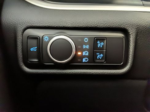 Certified 2023 Ford Explorer XLT image 20