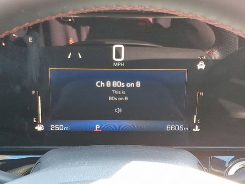 Used 2025 Chevrolet Trax RS w/ Driver Confidence Package image 20