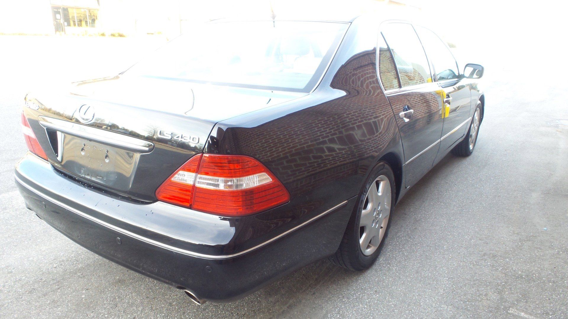 Used 2004 Lexus LS 430 RWD image 8