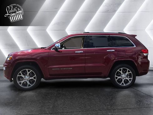 Used 2021 Jeep Grand Cherokee Overland AWD/4WD image 3