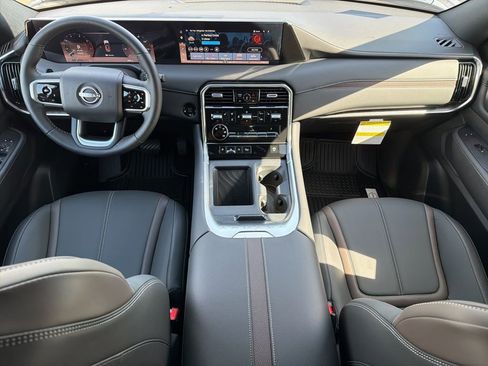 New 2026 Nissan Armada SL w/ Captain's Chari Seat Package RWD image 19