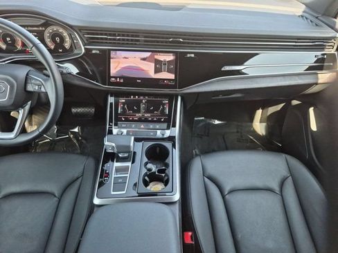 Certified 2024 Audi Q7 2.0T Premium w/ Convenience Package AWD/4WD image 13