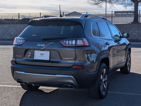 Used 2020 Jeep Cherokee Limited w/ Luxury Group image 5