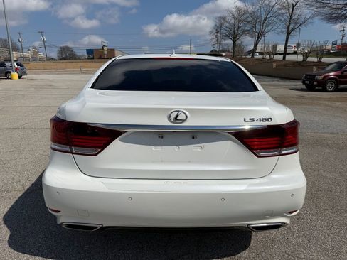 Used 2013 Lexus LS 460 Luxury w/ Comfort Pkg image 7
