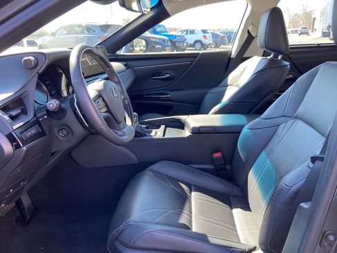 Used 2023 Lexus ES 350 Ultra Luxury w/ Accessory Package (Z2) image 23