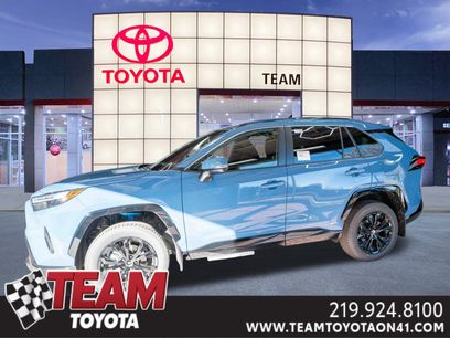New 2025 Toyota RAV4 SE w/ Convenience Package