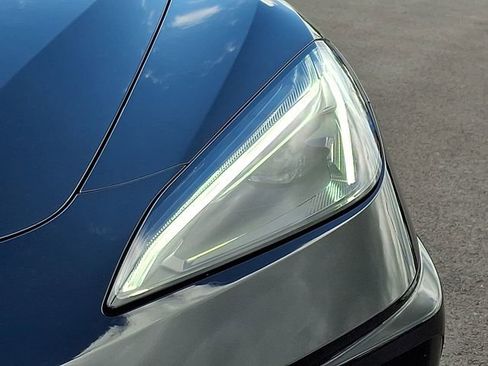 Used 2022 Chevrolet Corvette Stingray Preferred Cpe RWD image 13