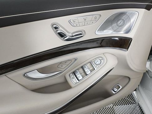 Used 2018 Mercedes-Benz S 560 Sedan image 8