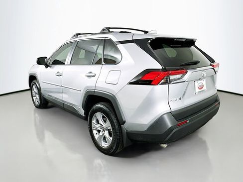 Used 2025 Toyota RAV4 LE image 7
