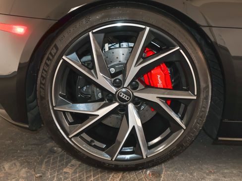 Used 2020 Audi R8 V10 performance image 38