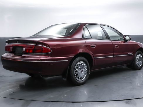 Used 2002 Buick Century Custom w/ Custom Premium Pkg image 3