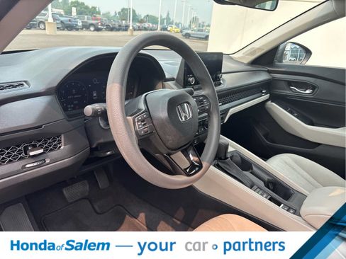 Used 2023 Honda Accord EX image 2