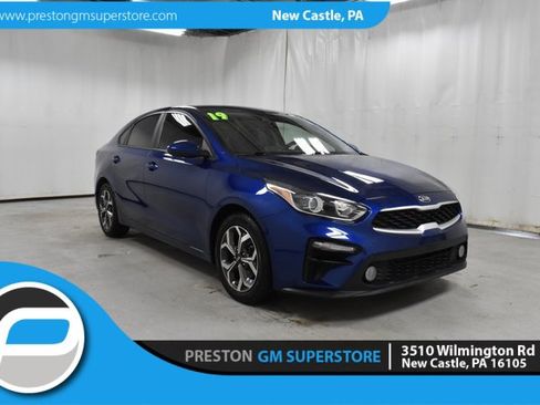 Used 2019 Kia Forte LXS image 1