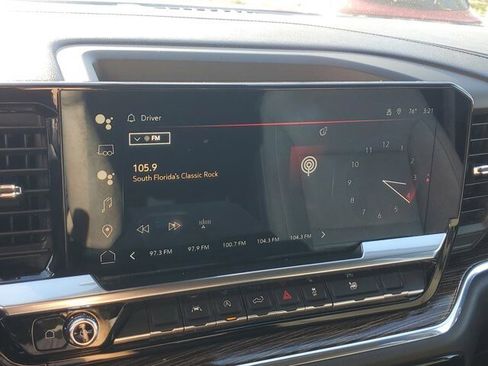 Used 2024 GMC Sierra 1500 SLE image 24