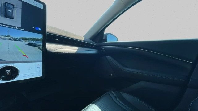 Used 2024 Ford Mustang Mach-E Premium RWD image 17