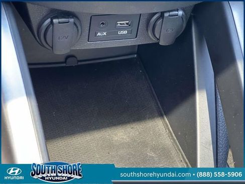 Used 2016 Hyundai Veloster w/ Option Group 03 FWD image 34