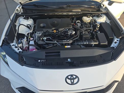 Used 2025 Toyota Camry LE FWD image 19
