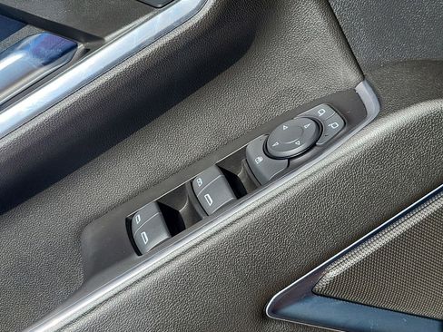 Used 2024 Chevrolet Silverado 2500 LT w/ Convenience Package image 29