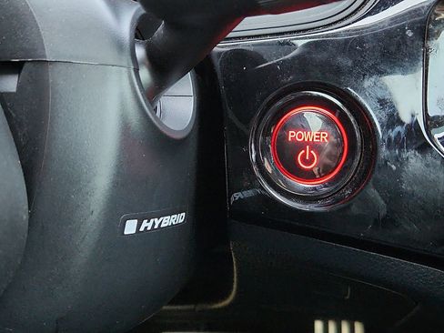 Used 2025 Honda Civic Sport image 21