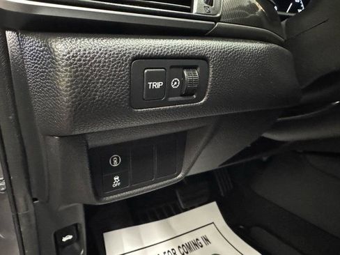 Used 2018 Honda Accord Sport image 15