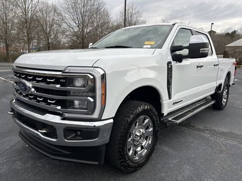 Used 2023 Ford F250 Lariat w/ Chrome Package image 71