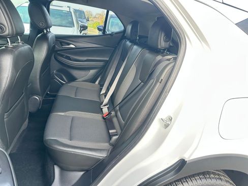 Used 2025 Buick Encore GX Preferred image 37