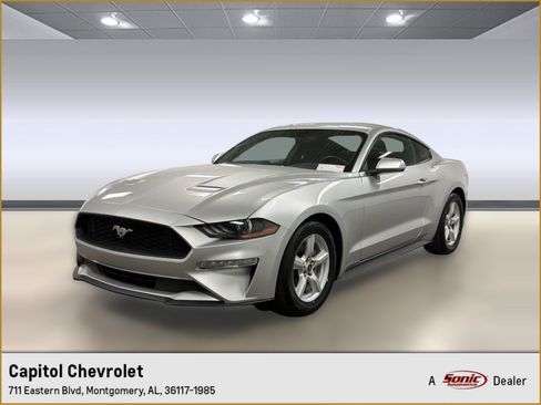 Used 2019 Ford Mustang Coupe RWD image 1