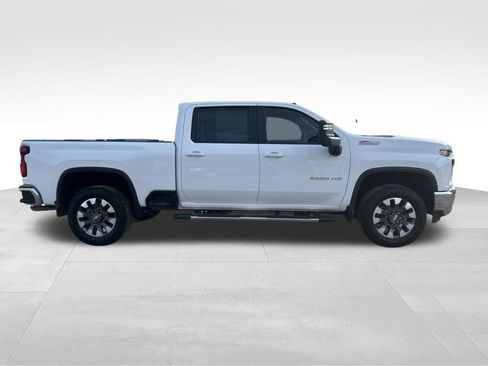Used 2021 Chevrolet Silverado 2500 LT w/ All Star Edition AWD/4WD image 9