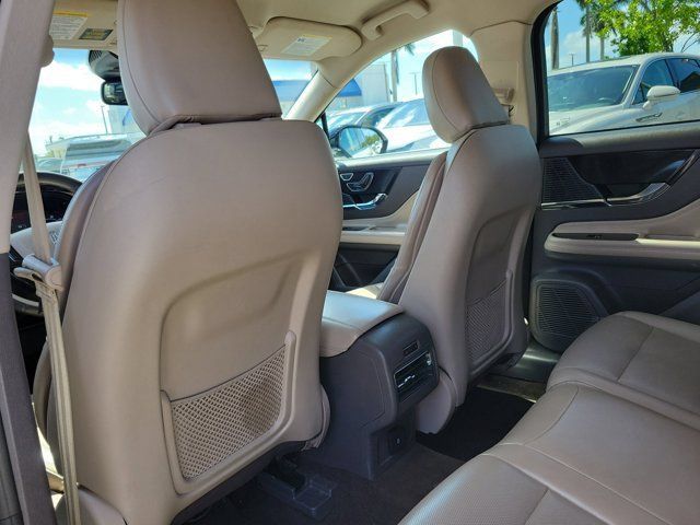 Certified 2022 Lincoln Corsair FWD w/ Equipment Group 101A image 15