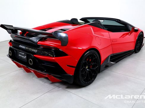 Used 2020 Lamborghini Huracan EVO AWD/4WD image 9