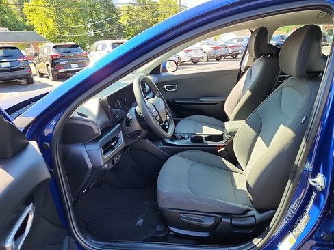 Used 2025 Kia K4 FWD image 14