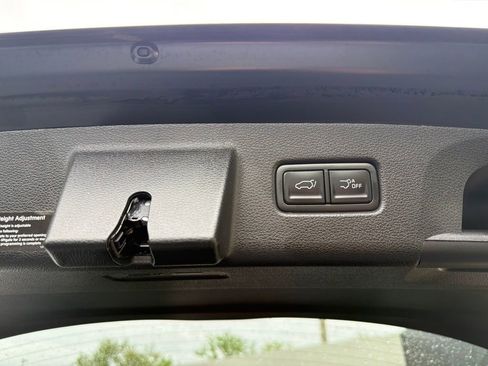 Used 2025 Kia Telluride EX AWD/4WD image 17
