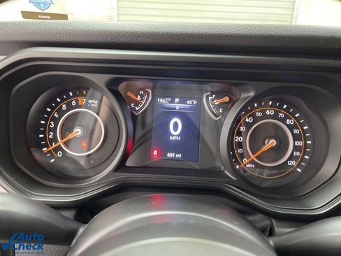 Used 2025 Jeep Gladiator Sport image 15