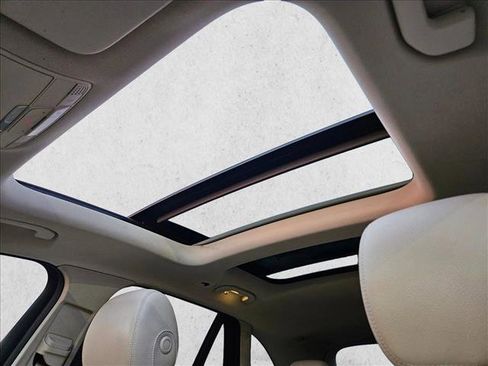 Used 2018 Mercedes-Benz GLC 300 image 15