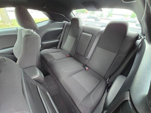 Used 2019 Dodge Challenger SXT w/ Driver Convenience Group image 19