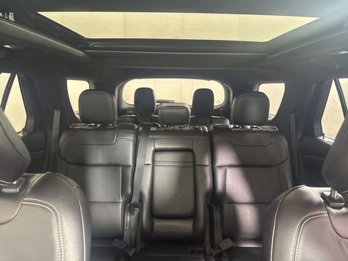 Certified 2020 Ford Explorer ST w/ ST Street Pack image 14